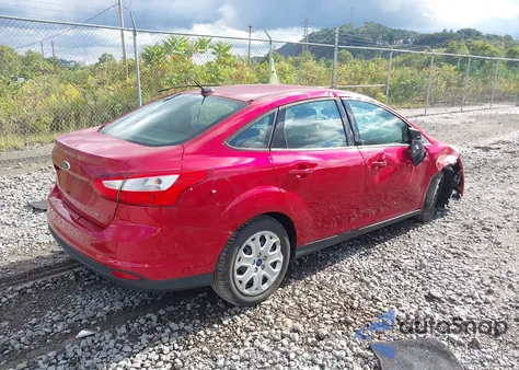 2012 Ford Focus Se z USA, uszkodzony, nr VIN 1FAHP3F23CL255789